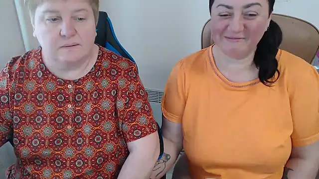 Bertie_Adeline webcam