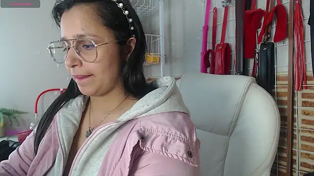 _adahara_queen webcam