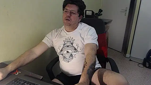 blueandwhite1 webcam