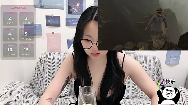 美女LiLiYbaby在线直播