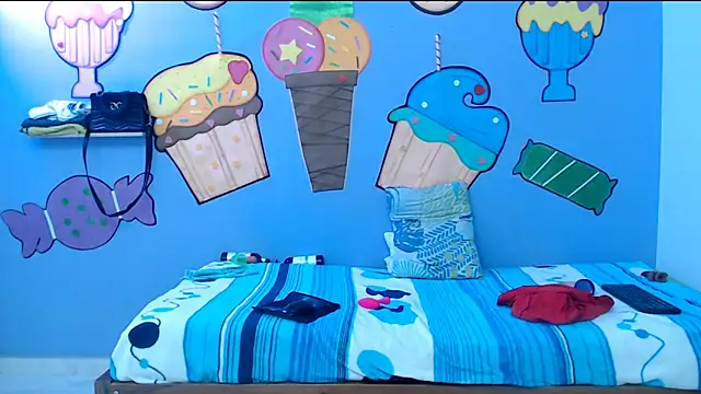 skinnykalitzo18 webcam