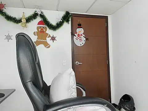 Aisha_hotts777 webcam