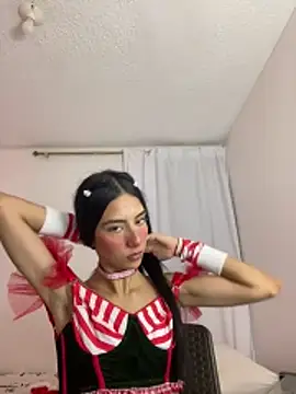 Alice_and_Bunny_ webcam