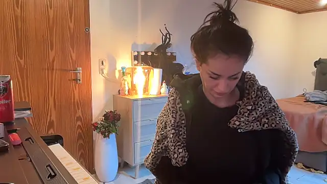 ClaireDeLunee webcam