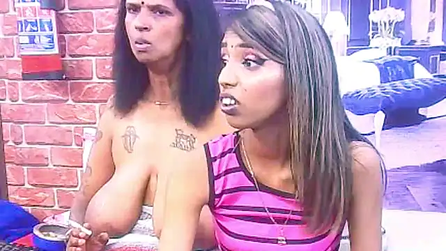 indiansexyslender - IndianSexySlender's free webcam - UK Sex Cams