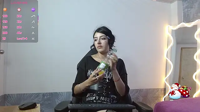 VAMPHEART_TAY1 webcam