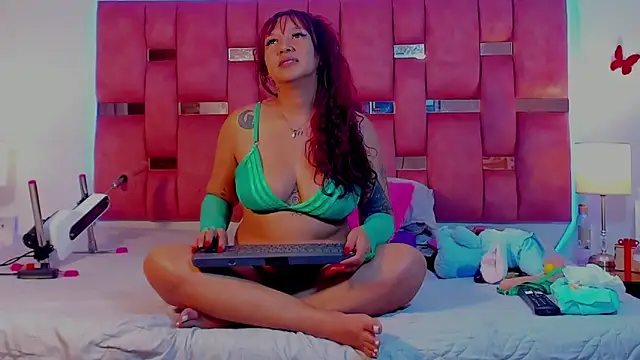 Betzabeth-Miller webcam