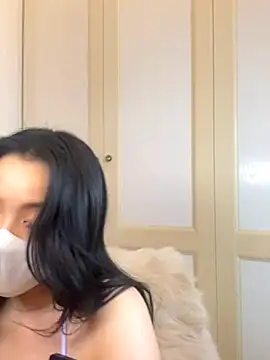 美女nayomi_34f在线直播