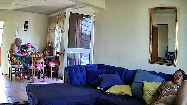 SHORTGUN_STALLION webcam