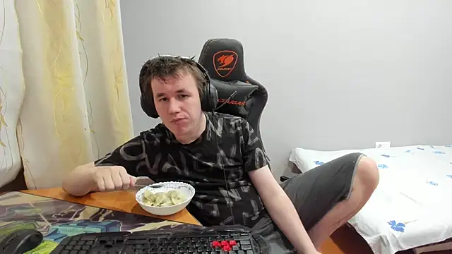 iliaskrislove webcam