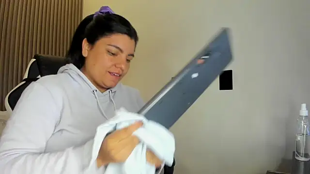 dania_miller_ webcam