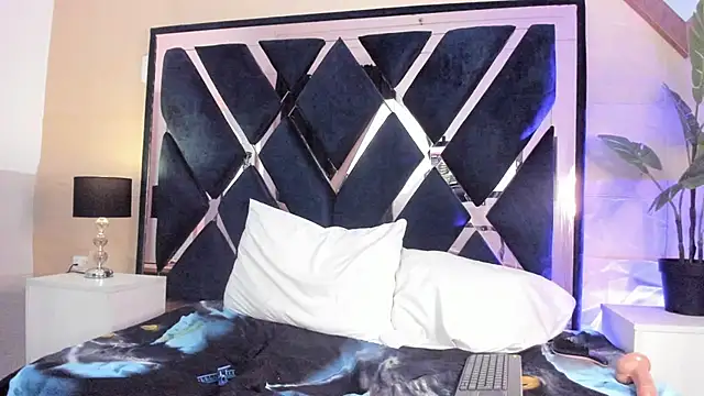 valentina_lenoxx webcam