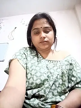 Trisha_71 webcam