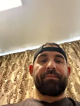 lover_boy_89 (Ask my age) - I want the last cum of 2025 with you 💦