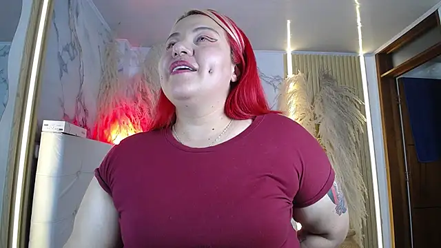 Bruja__Scarlata webcam