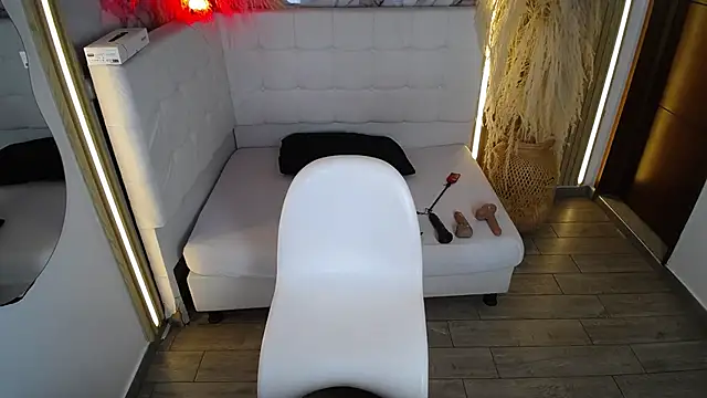 Bruja__Scarlata webcam