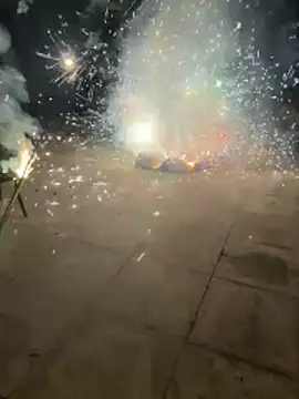 美女yourkeer在线直播