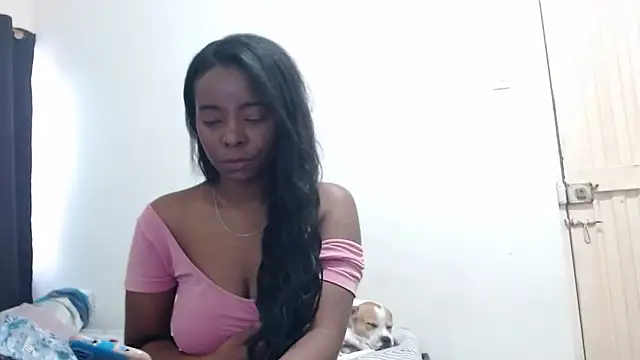 hot_and_naughty_latin webcam