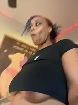 loveluna8 - Loveluna8's free webcam - UK Sex Cams