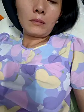 Baby-sexytits18 webcam