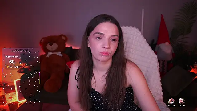 MirielleNymph webcam