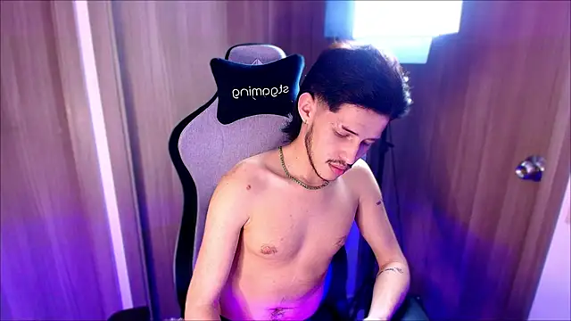 NathanFerrara webcam