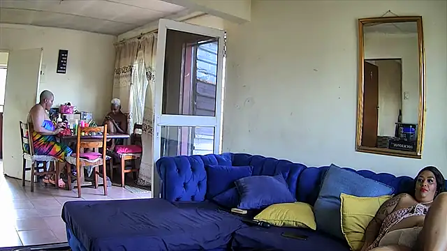 SHORTGUN_STALLION webcam