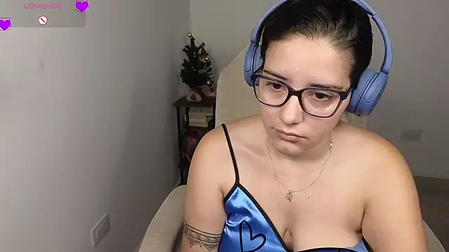 blue__moon_ - Blue__moon_'s free webcam - UK Sex Cams