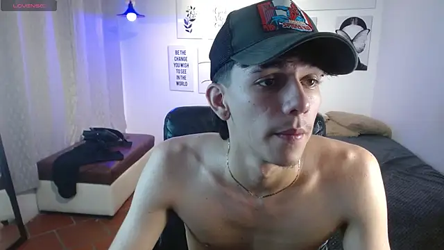 AmethystShadow17 webcam