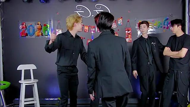 TNT-001 Live Webcam on Stripchat