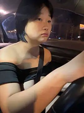 美女goudanlove在线直播