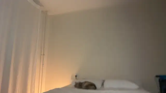 milky___way (F young) - dildo show