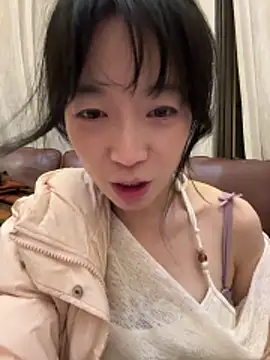 美女yourkeer在线直播