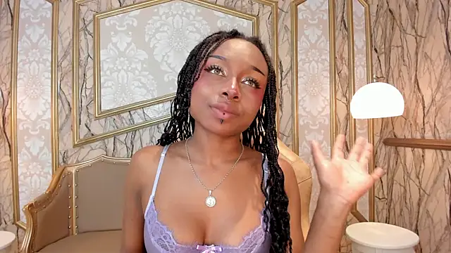 Midnight_Bluee webcam