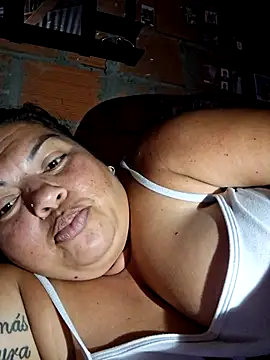 chubby_sexy_big_tits webcam