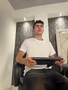 AdrianRinaldi webcam