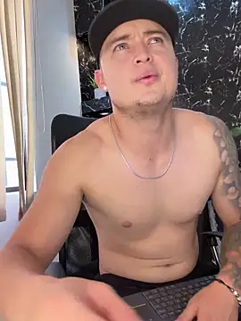 Alexander_ferre webcam