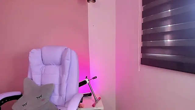 hollie_joliie webcam