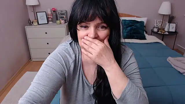 LeveMe2Nightt webcam