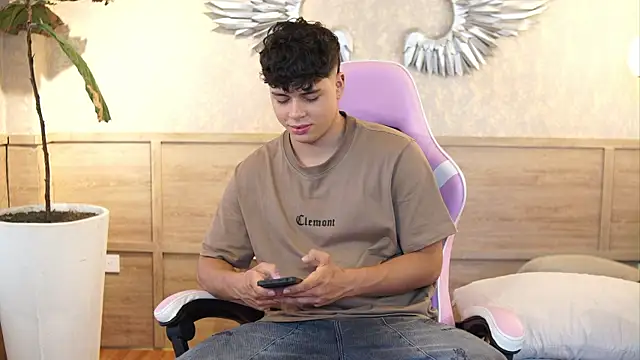 ethan_occonor - Ethan_occonor's free webcam