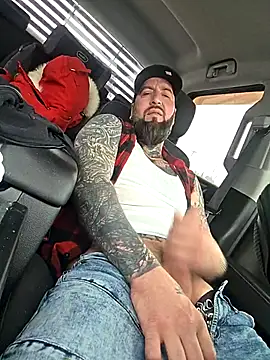 Beardedtattood webcam