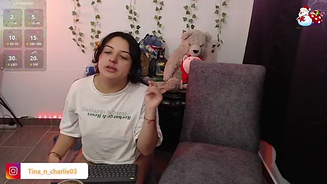 Tina_4_Charlie webcam