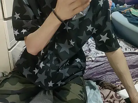 Christopher1024 webcam