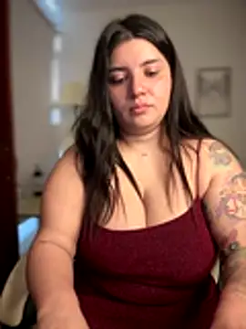 horny_roomiess webcam