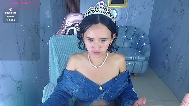 bella_vibess_s webcam