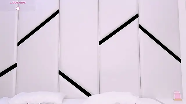 HannaZambrano webcam