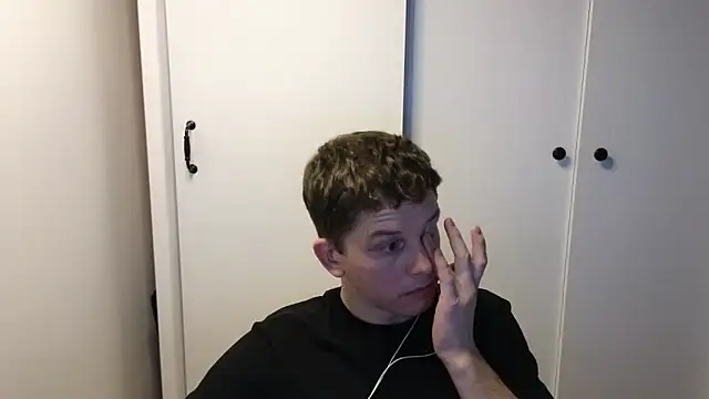 bigl0ve - BigL0ve's free webcam - UK Sex Cams