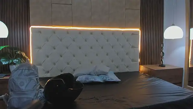 julietaa_1 - Julietaa_1's free webcam - UK Sex Cams