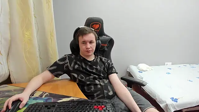 iliaskrislove webcam