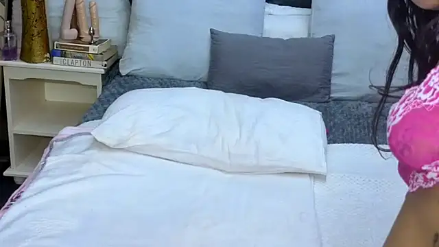 CaramelNatashaxx webcam